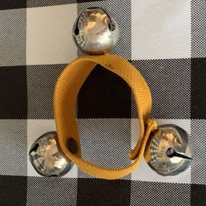 Bell cat toy